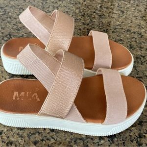 MIA size 13 sandal